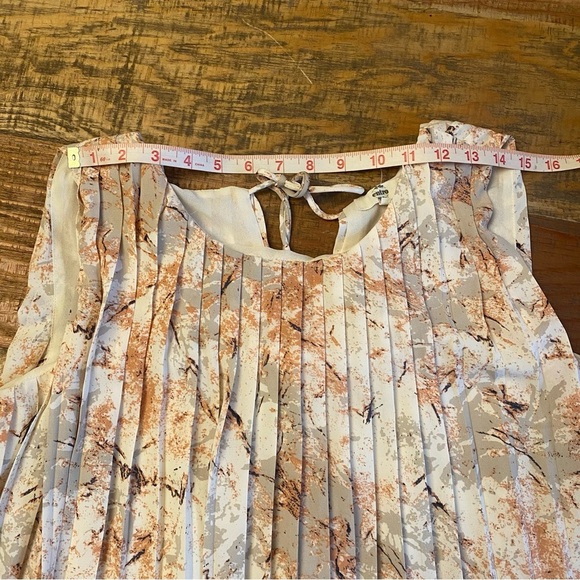 Entro Boho Dress Medium CreamTank Oversized Flowy - Picture 9 of 10